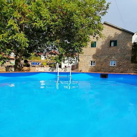 Cantinho D'Aldeia Guarda Exterior foto